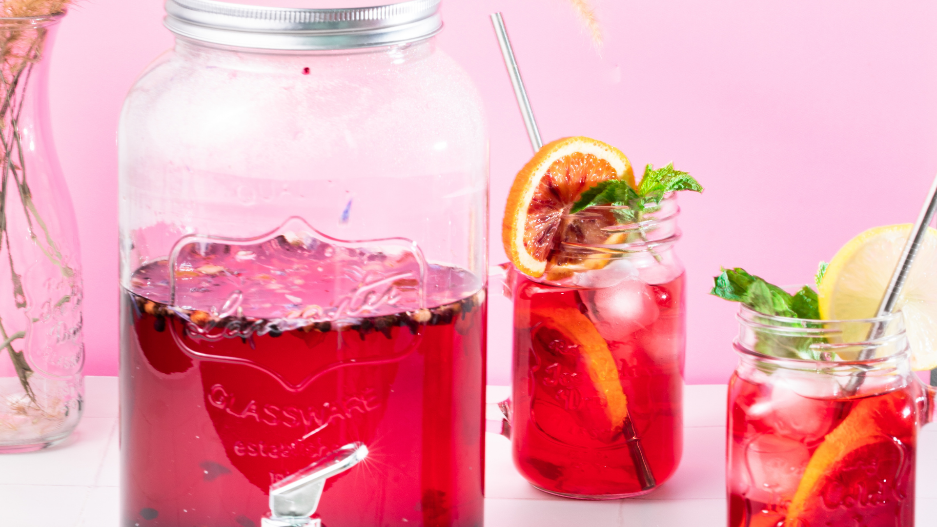 Iced tea, ice tea and cold brew instructions.  Ice tea, Iced tea and cold brew recipes.  Fruit tisane, herbal infusions and loose leaf tea